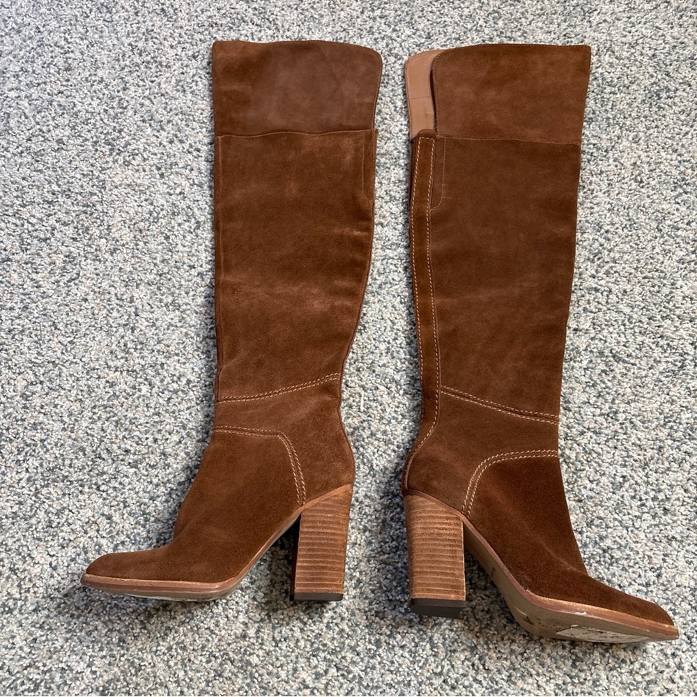 Women’s Dolce Vita Cash Over Pointed Toe Over Knee Suede Boots Sz 4.5